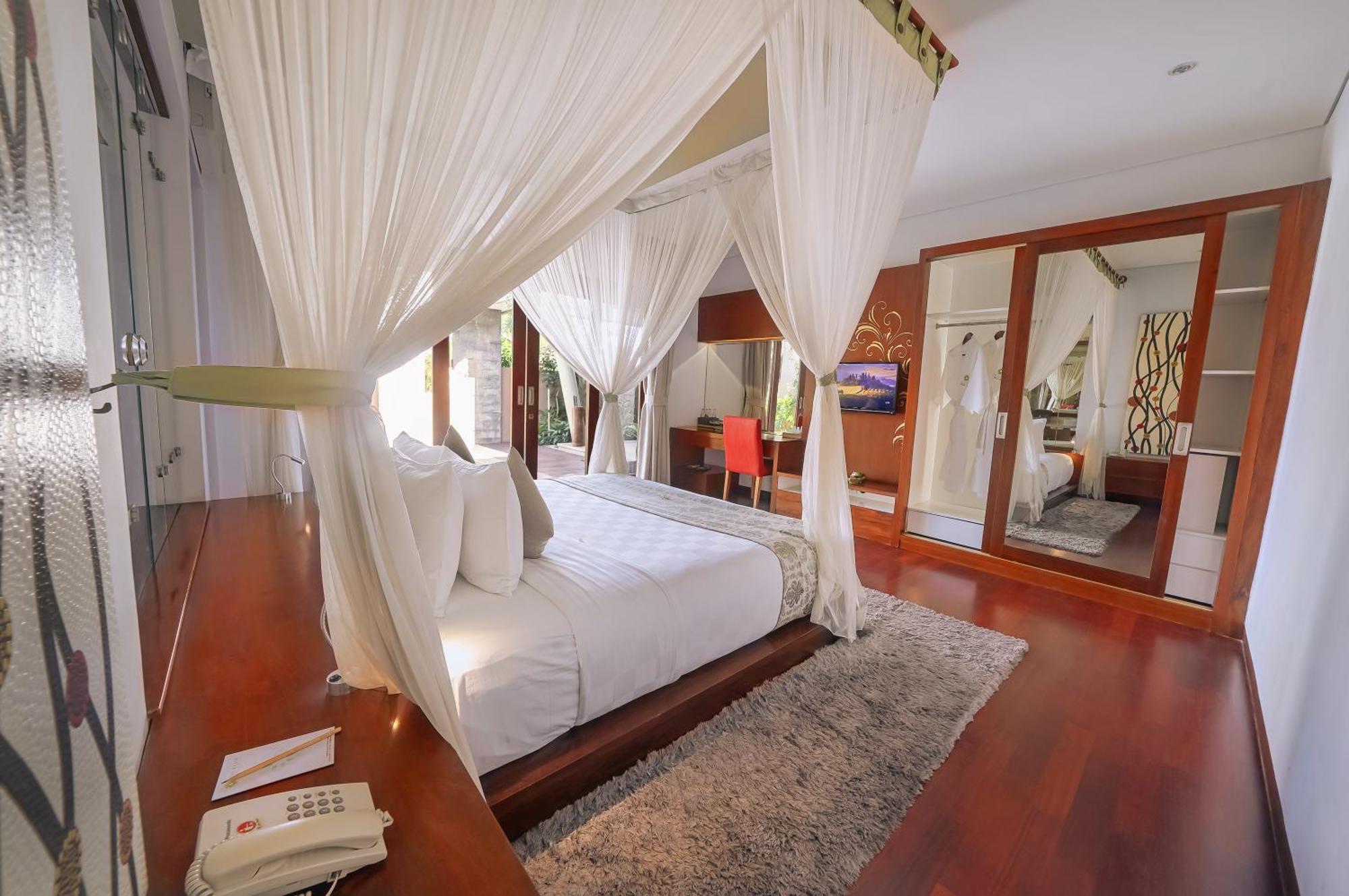 The Kasih Villas & Spa Seminyak Buitenkant foto