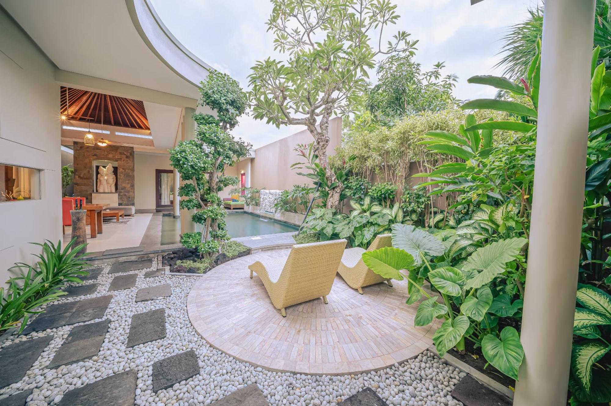 The Kasih Villas & Spa Seminyak Buitenkant foto