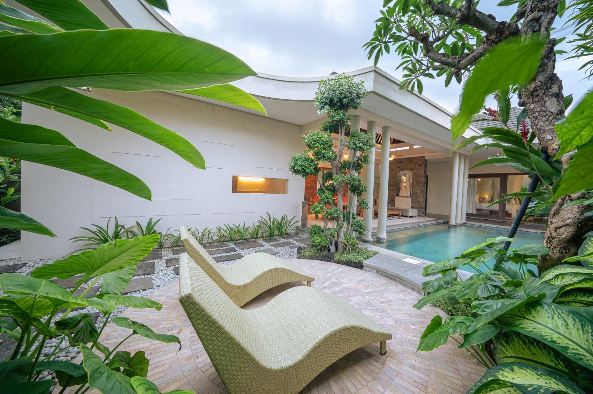 The Kasih Villas & Spa Seminyak Buitenkant foto