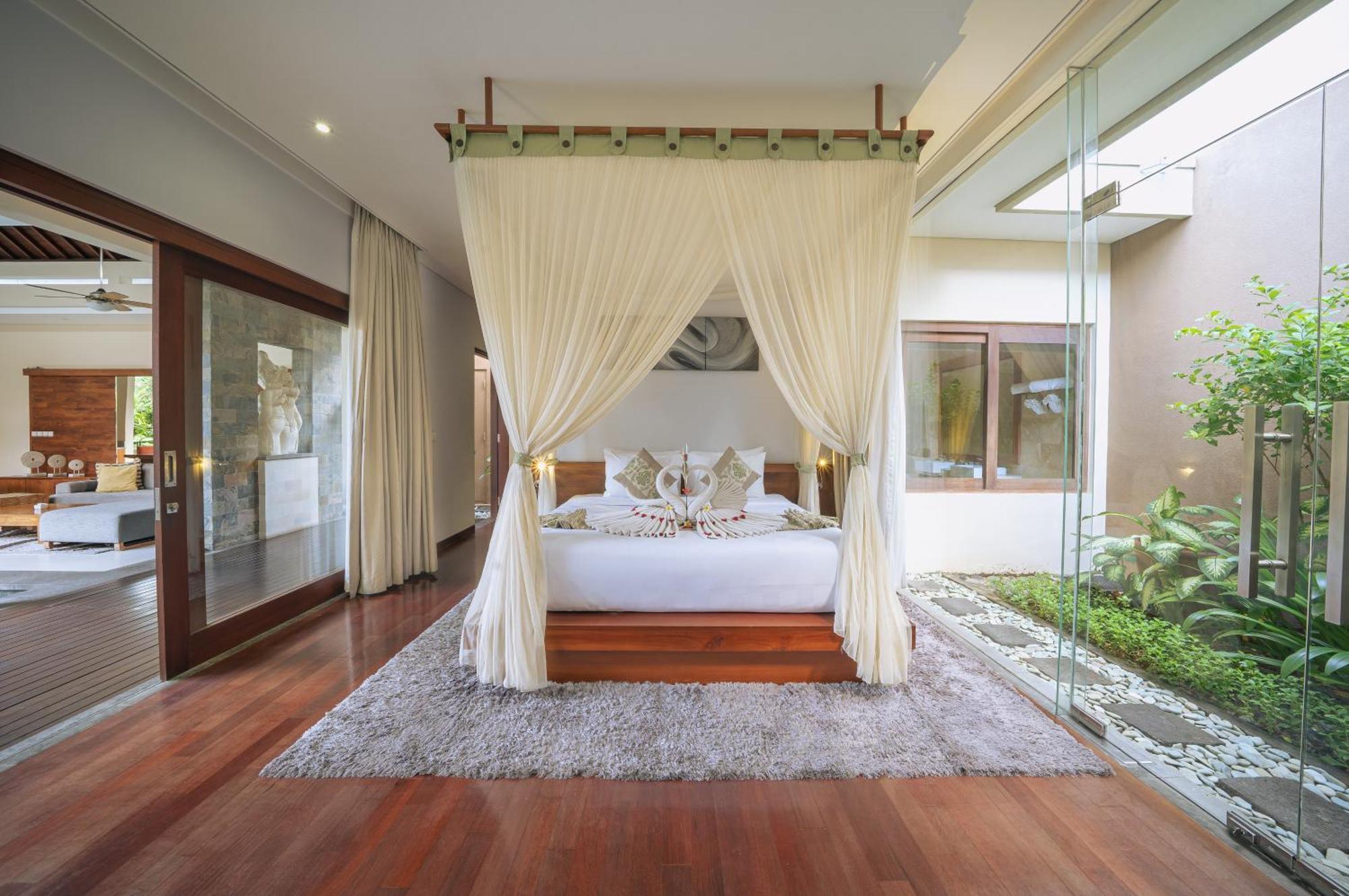 The Kasih Villas & Spa Seminyak Buitenkant foto